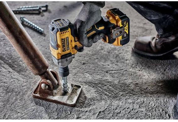 Гайкокрут ударний акумуляторний безщітковий DeWALT DCF891N